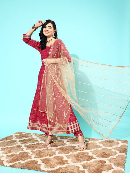 Women's Maroon Floral Printed Regular Gotta Patti Cotton Kurta with Trousers & With Dupatta