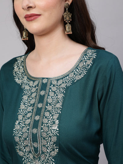 Women's Green Embroidered Straight Kurta With Trouser And Net Dupatta