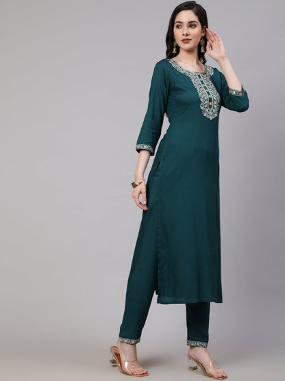 Women's Green Embroidered Straight Kurta With Trouser And Net Dupatta