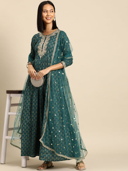 Women's Wome Green Embroidered Flared Dress With Net Dupatta