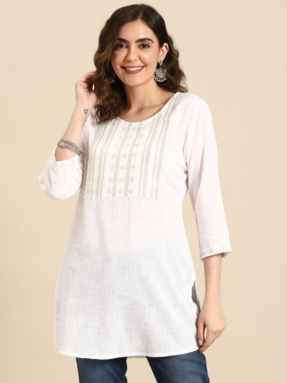 Women's Off-White Embroidered Straight Tunic With Three Quaretr Sleeves