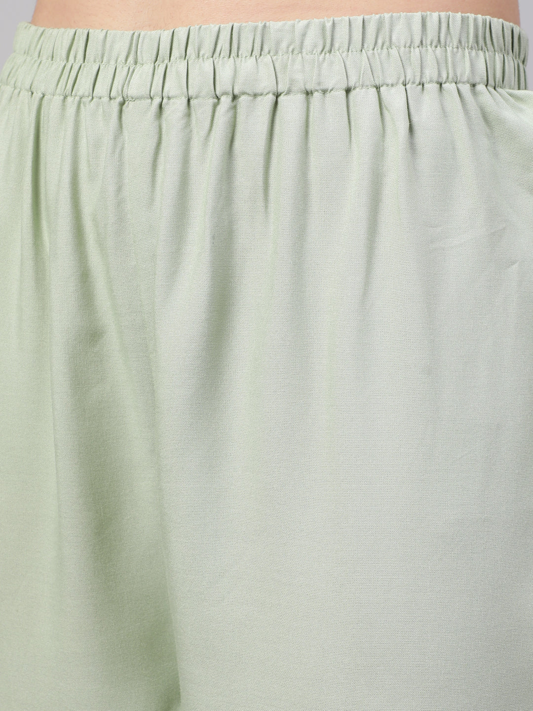 Women's Green Embroidered Straight Kurta With Palazzo And Dupatta