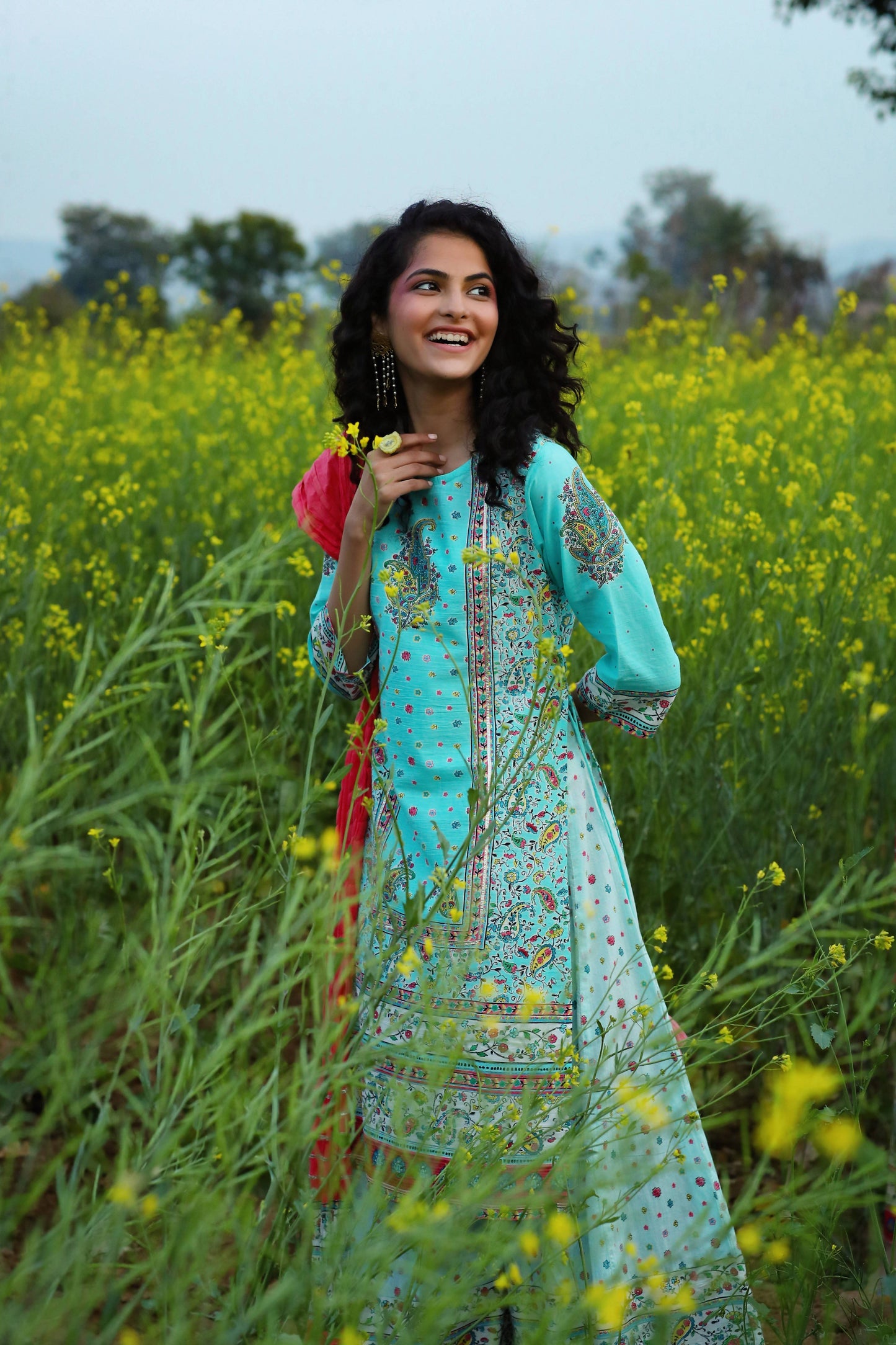 Women's Cambric Printed Straight Kurta Palazzo Dupatta Set