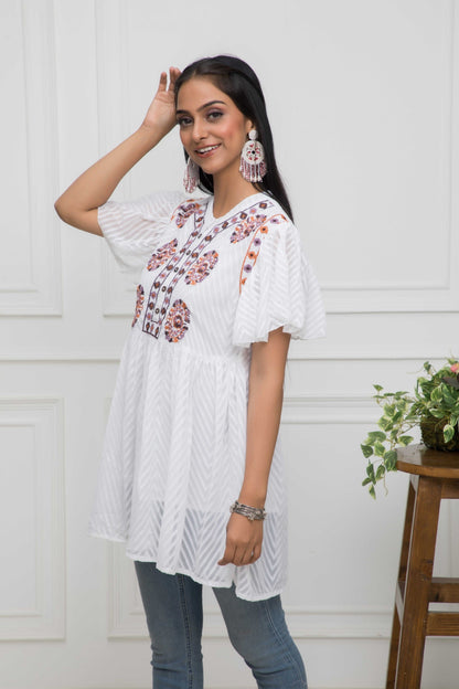 Women's White Solid V-Neck Flared Sleeves Synthetic Georgette Top