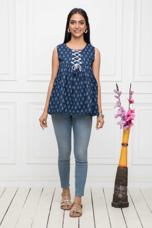 Women's Blue Solid Round Neck Regular Sleeves Cotton Top