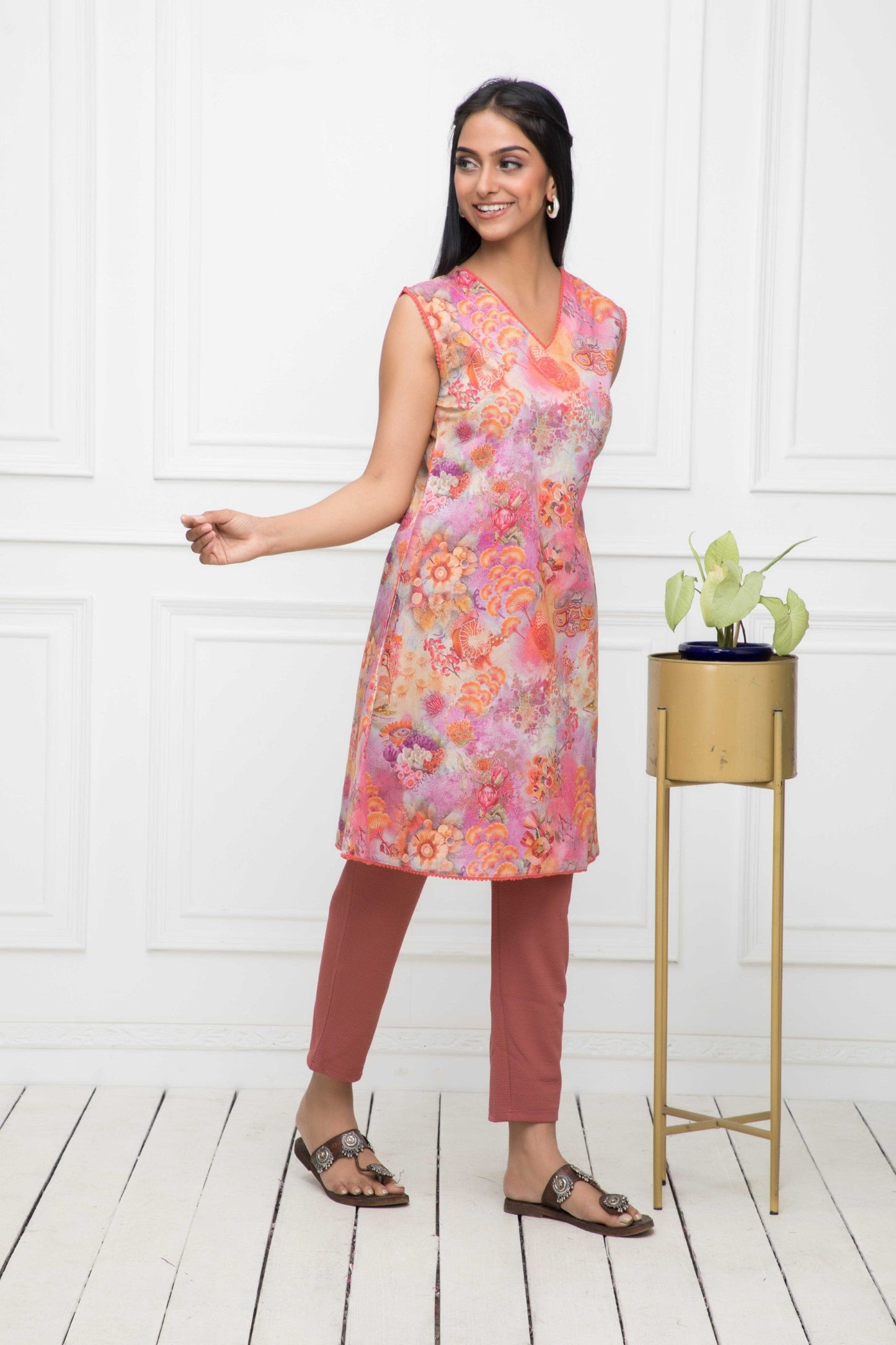 Women's Multi Floral Rayon A-Line V-Neck Kurtis