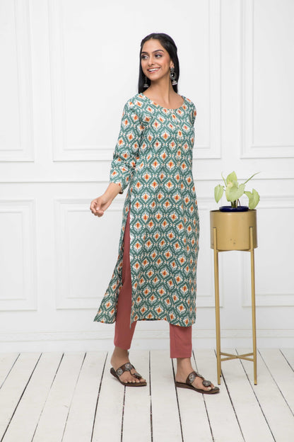 Women's Multi Floral Cotton Straight Round Neck Kurtas