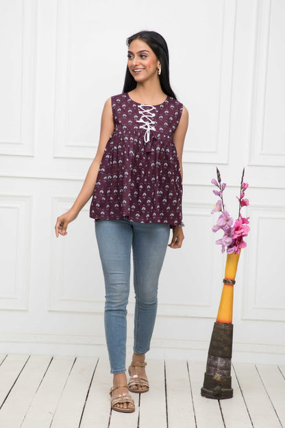 Women's Brown Solid Round Neck No Sleeves Cotton Top