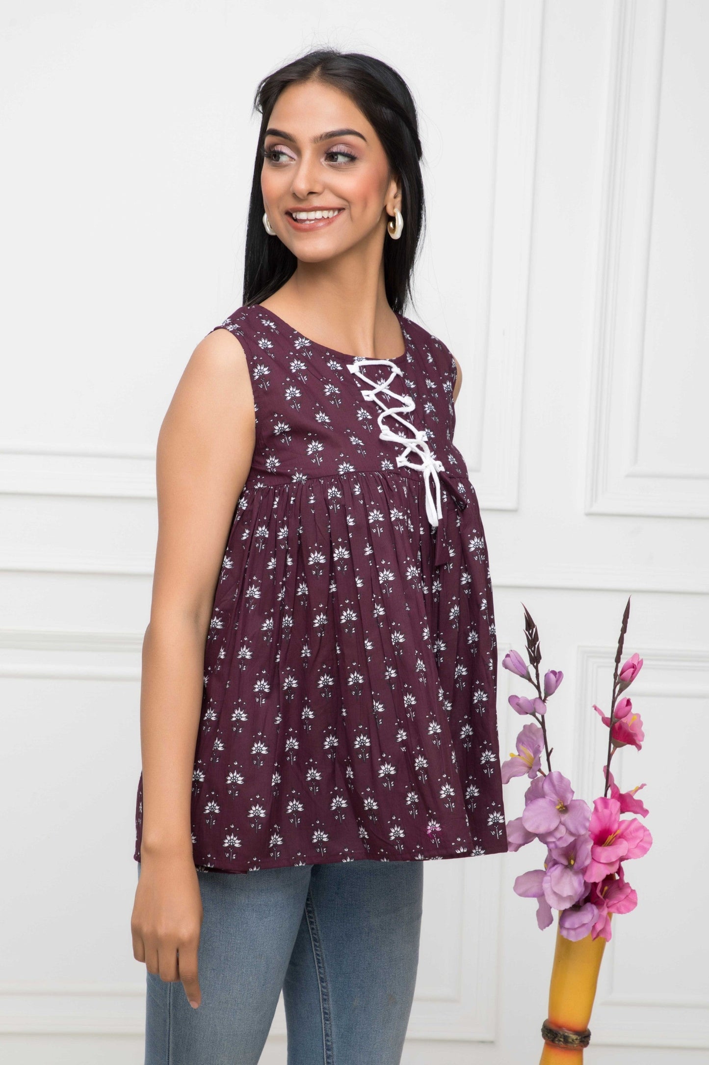 Women's Brown Solid Round Neck No Sleeves Cotton Top