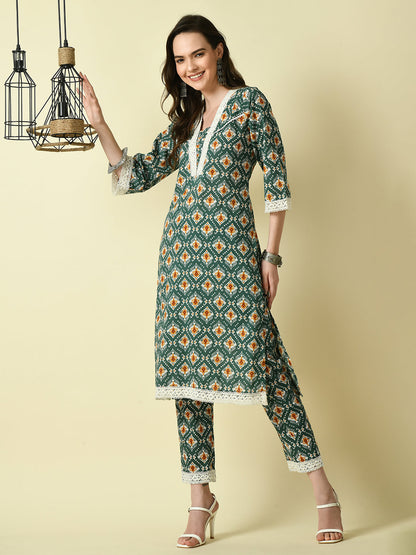 Women's Green Straight Printed Kurta