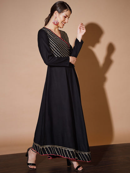 Women's Black Solid Kurtas