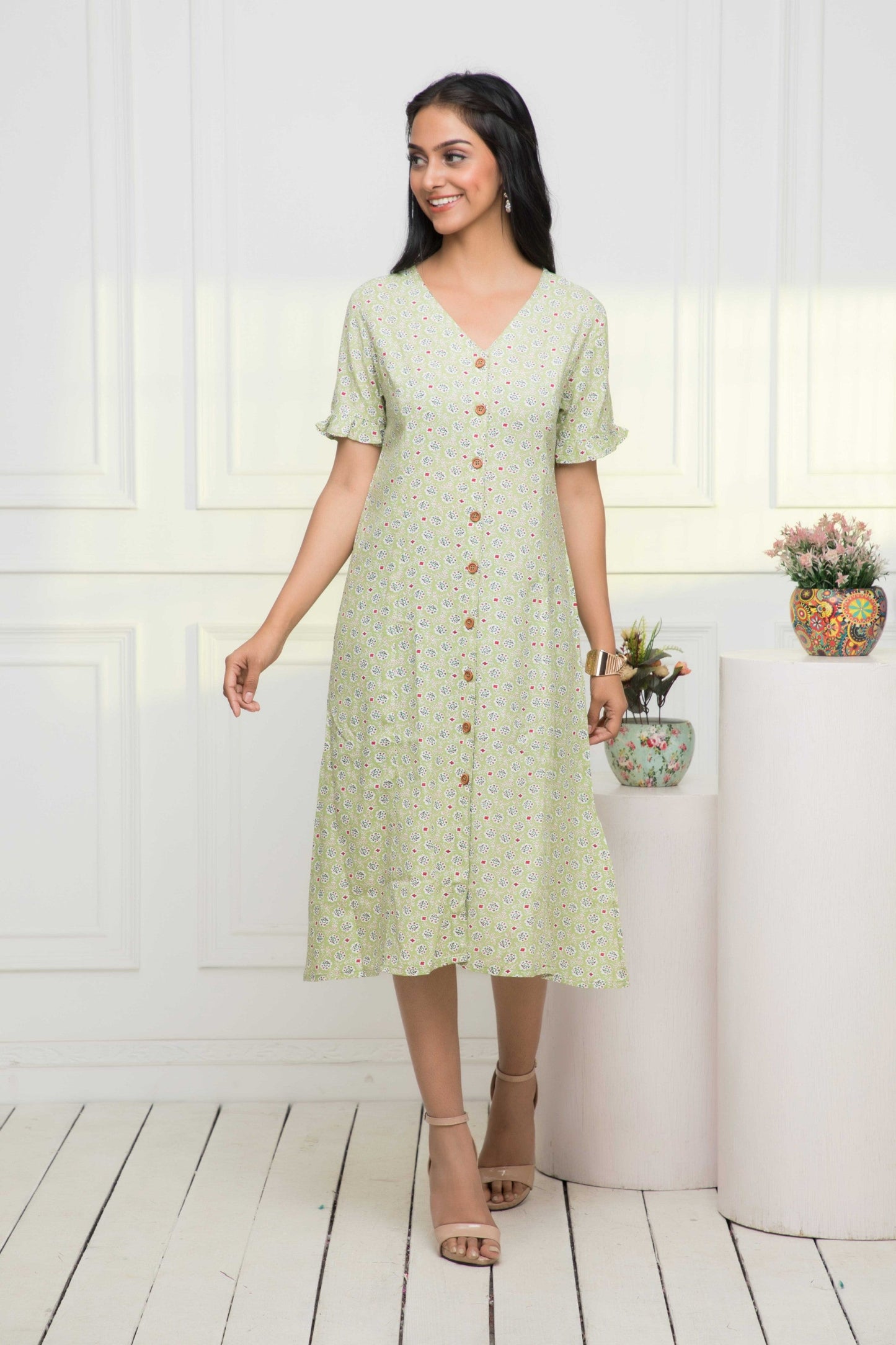 Women's Green Ethnic Motifs Rayon A-Line V-Neck Dress