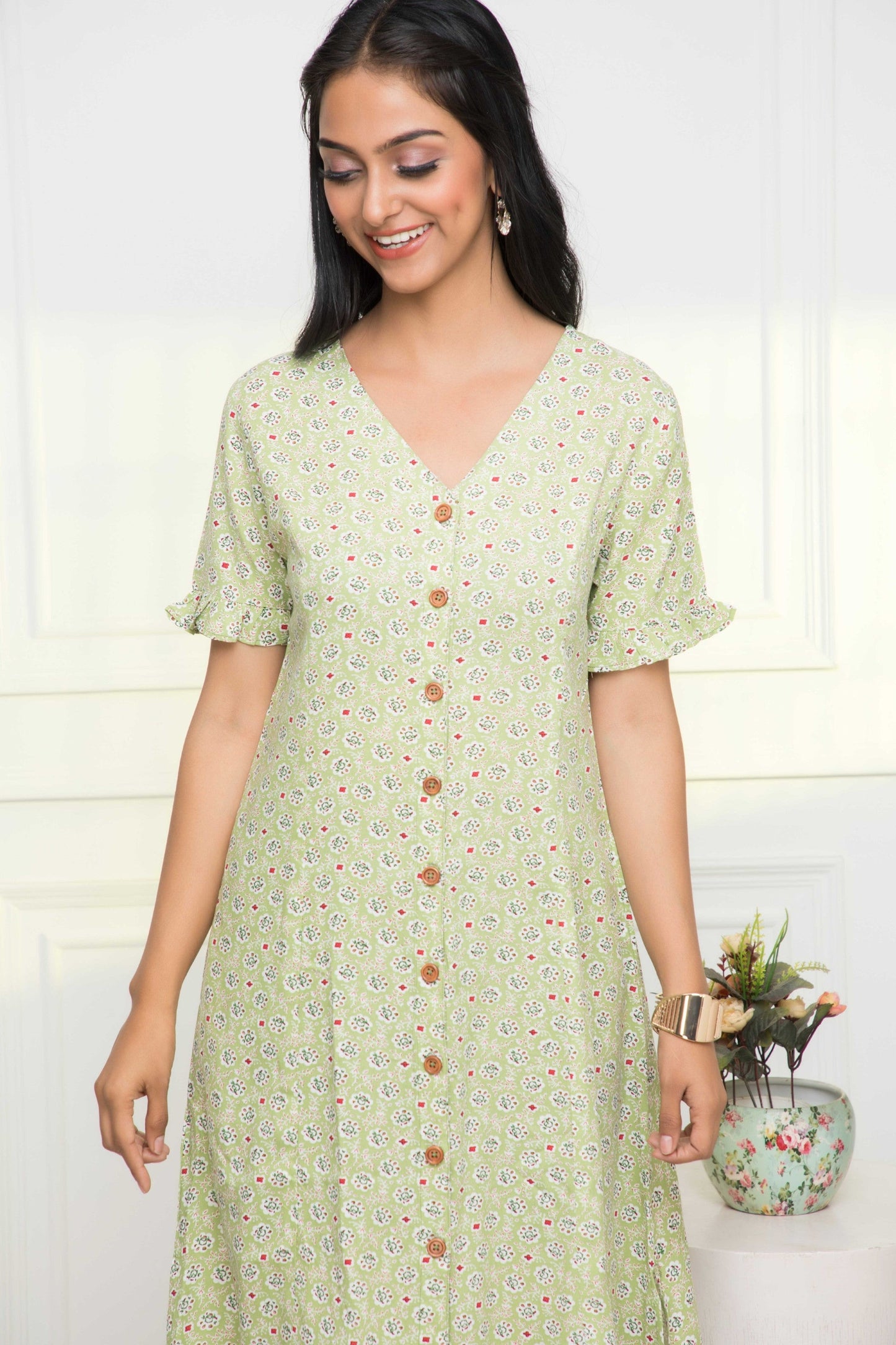 Women's Green Ethnic Motifs Rayon A-Line V-Neck Dress