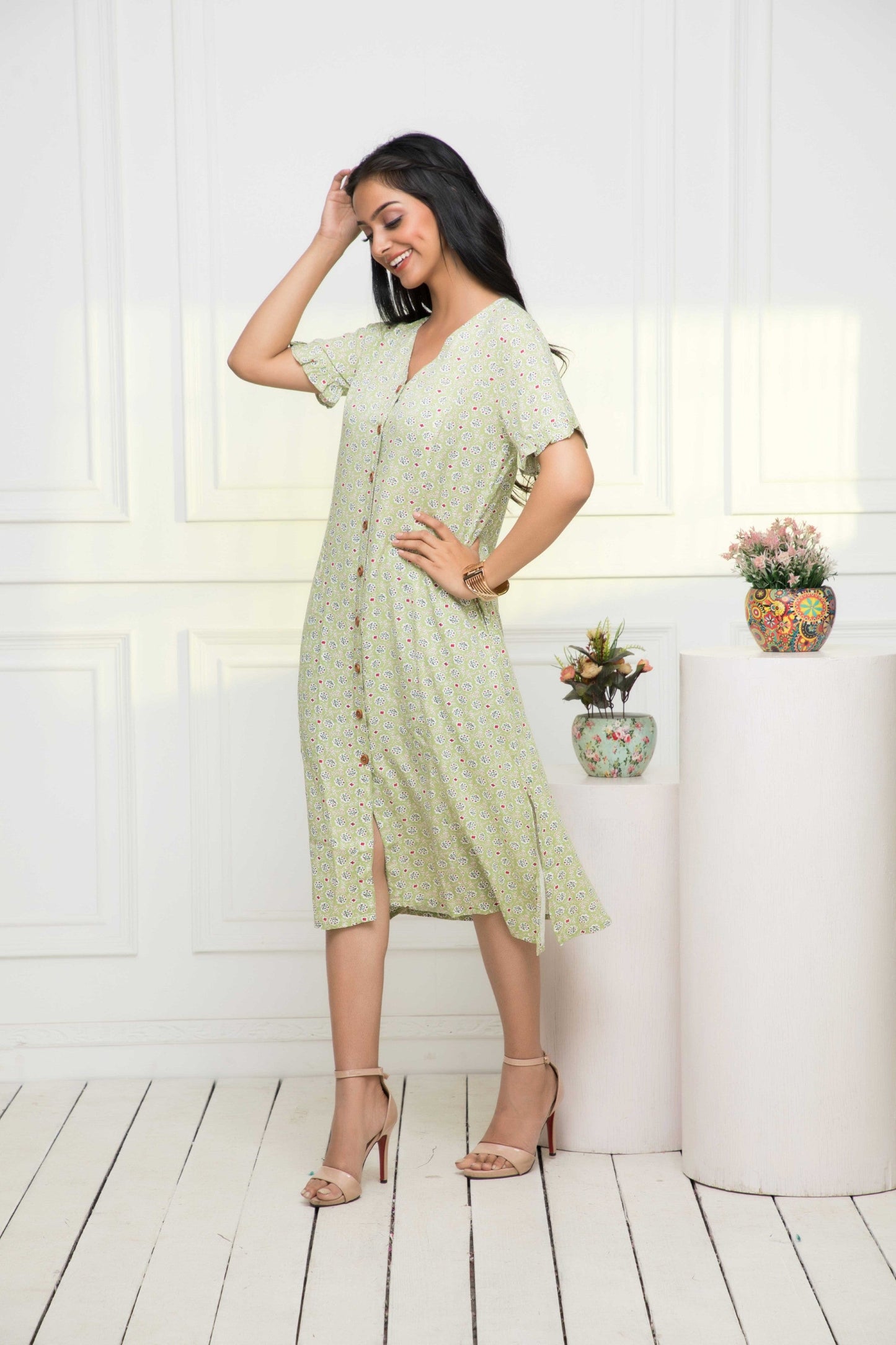 Women's Green Ethnic Motifs Rayon A-Line V-Neck Dress