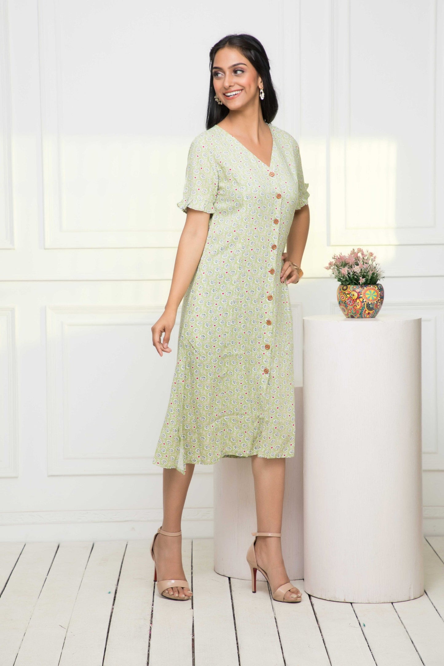 Women's Green Ethnic Motifs Rayon A-Line V-Neck Dress