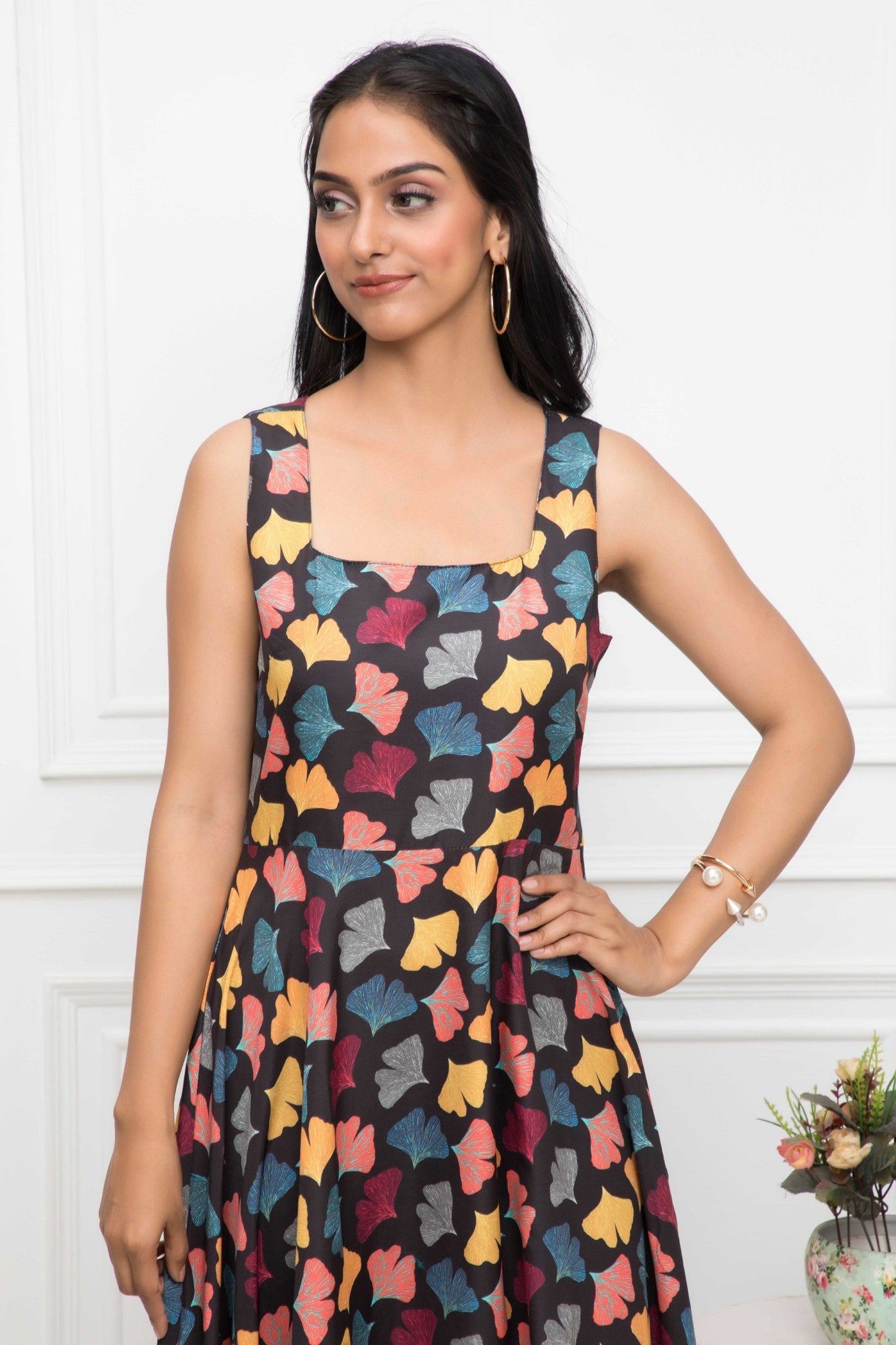 Women's Black Floral Rayon A-Line Round Neck Dress