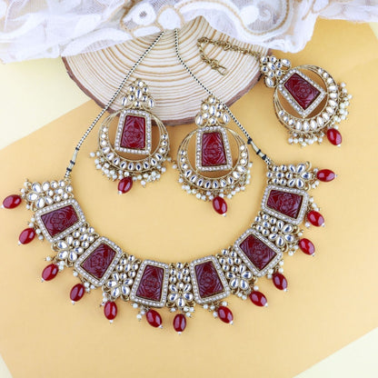 Women's 18k Gold Plated Traditional Pearl Kundan & Stone Studded Jewellery Necklace Set with Maang Tikka