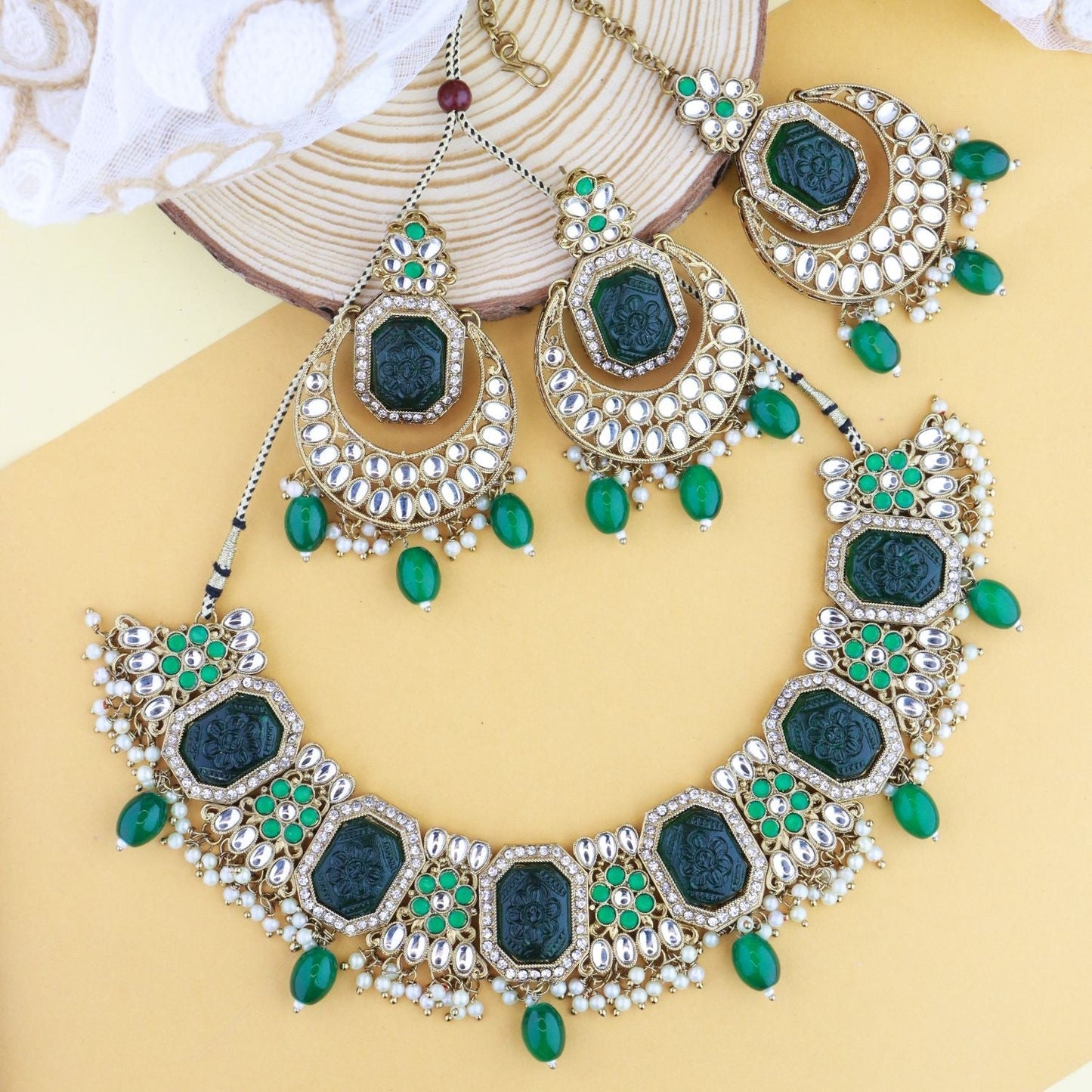 Women's 18k Gold Plated Traditional Pearl Kundan & Stone Studded Jewellery Necklace Set with Maang Tikka