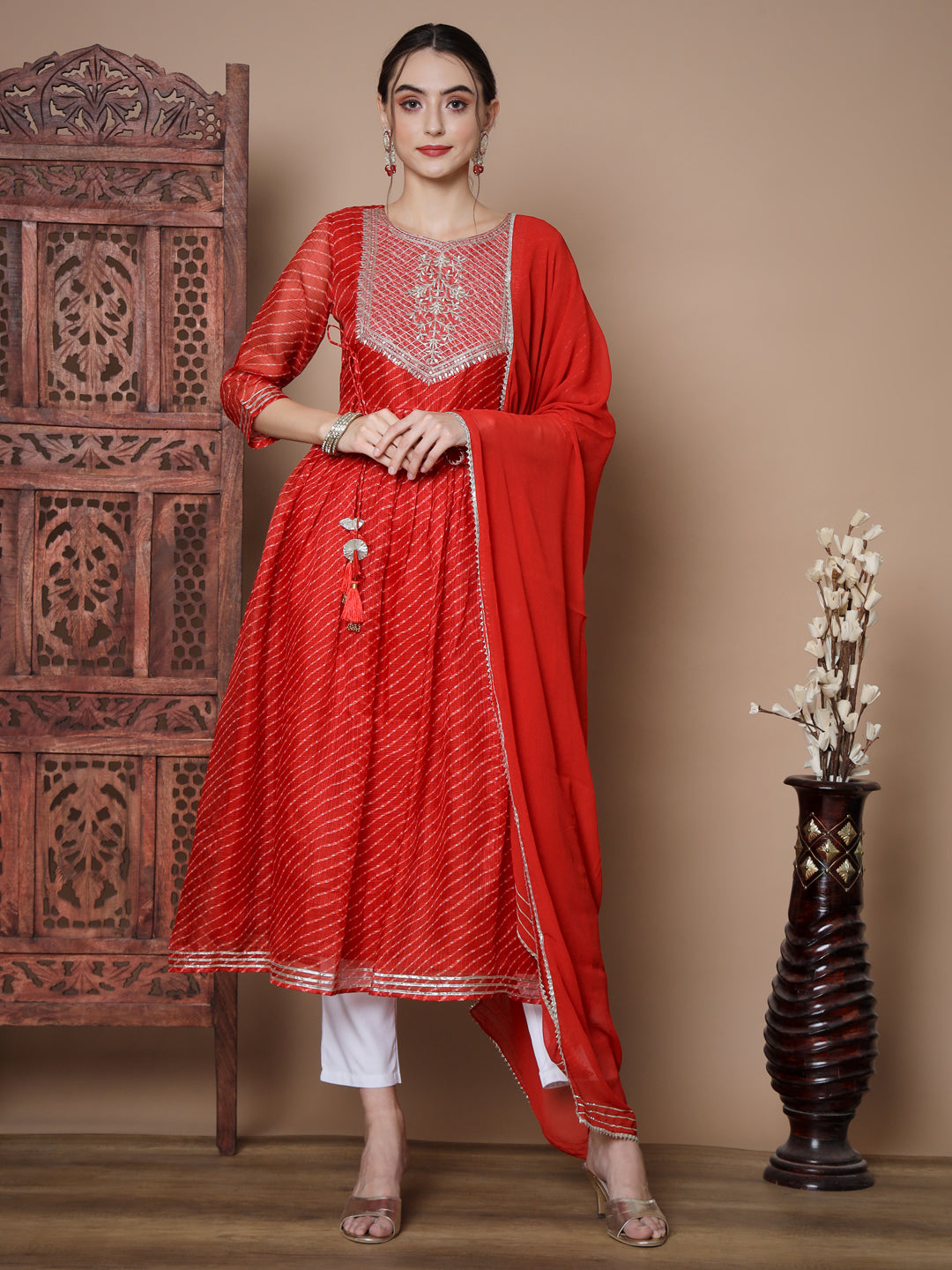 Women's Red Anarkali Kurta & With Dupatta