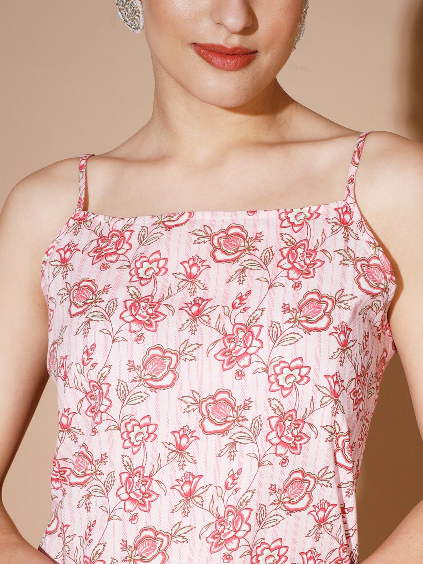 Women's Pink Printed Kurta & Trousers