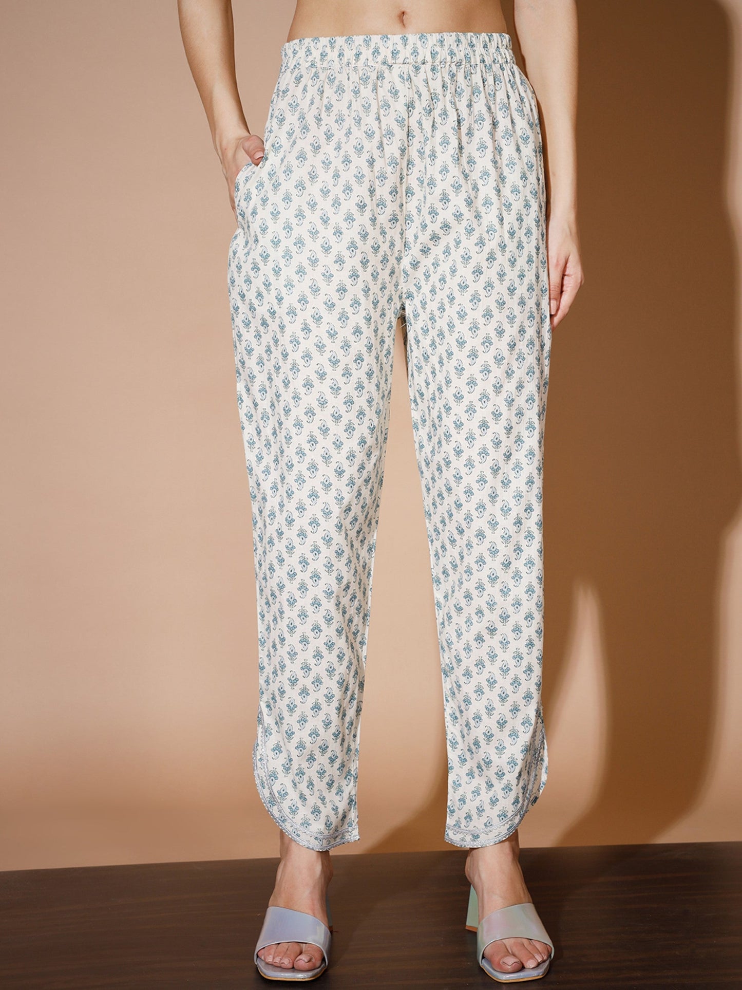 Women's Multi Floral Kurta & Trousers