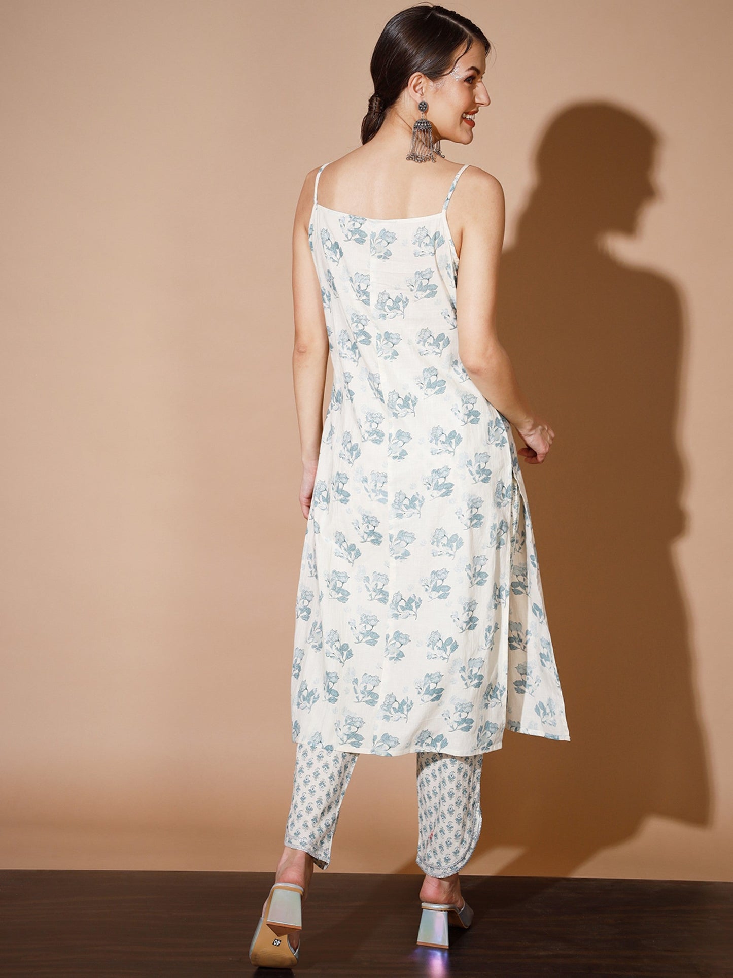 Women's Multi Floral Kurta & Trousers