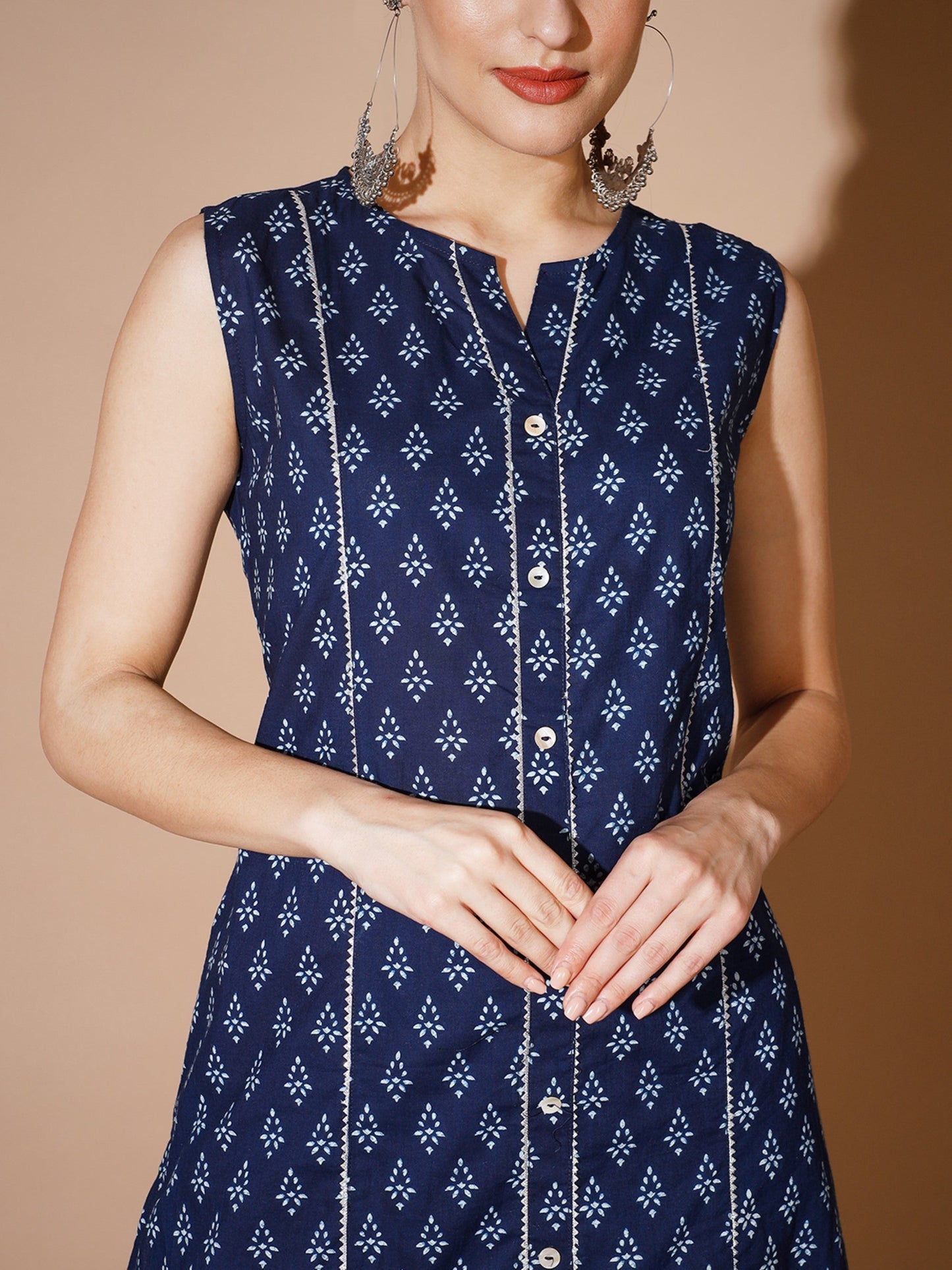 Women's Blue Printed Kurta & Trousers