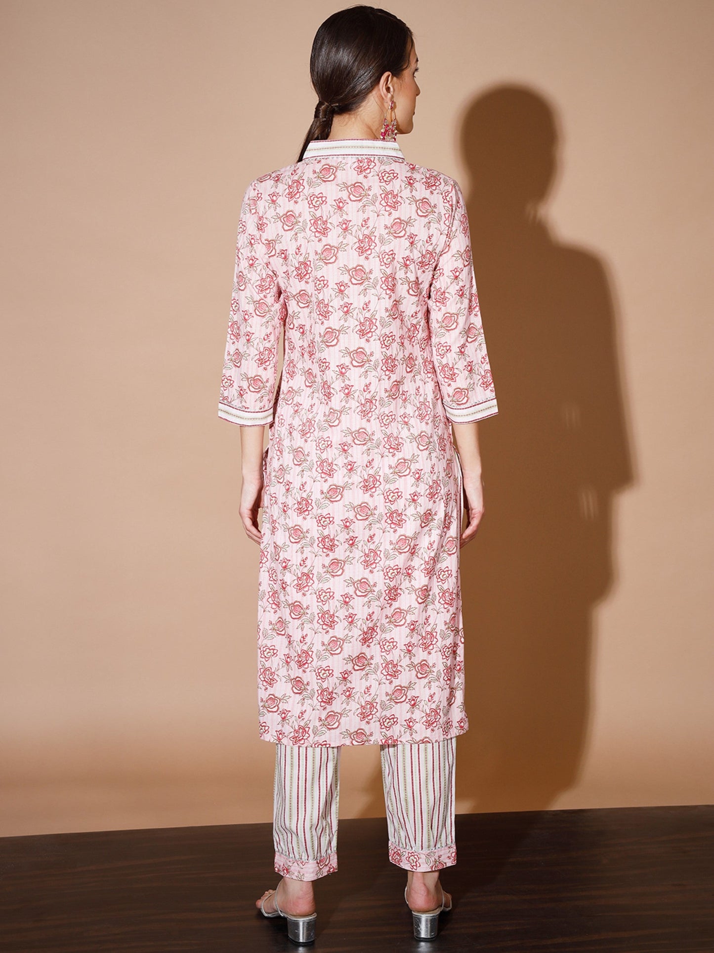 Women's Pink Floral Kurta & Trousers