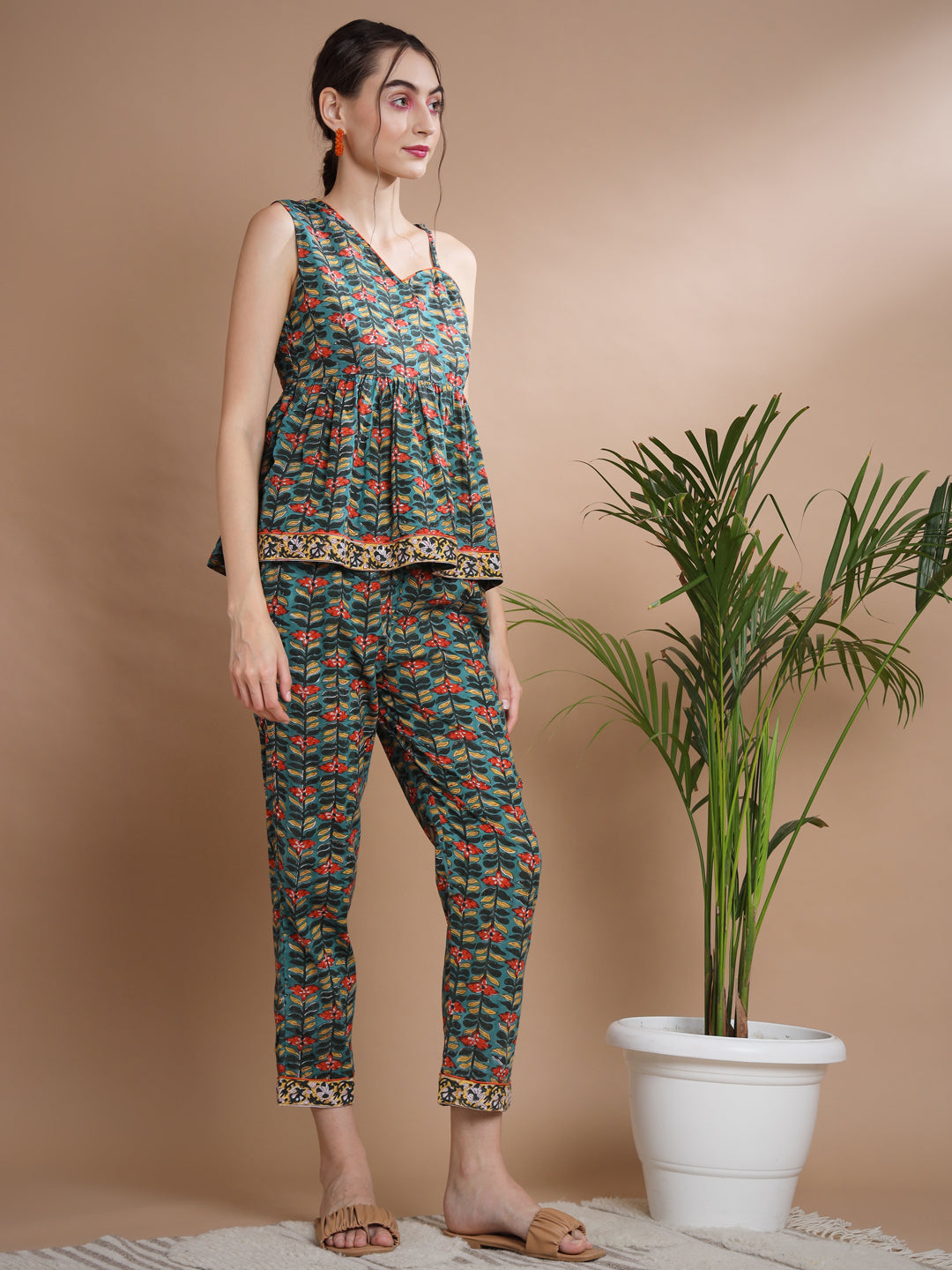 Women's Green One Shoulder Top With Trousers