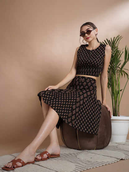 Women's Black Round Neck Top With Skirt