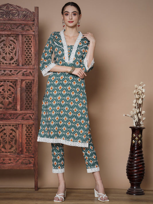 Women's Green Straight Kurta & Trousers