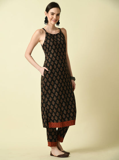 Color_Black