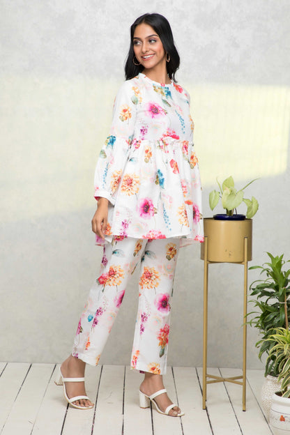 Women's White Printed Romantic Florals Co-Ords