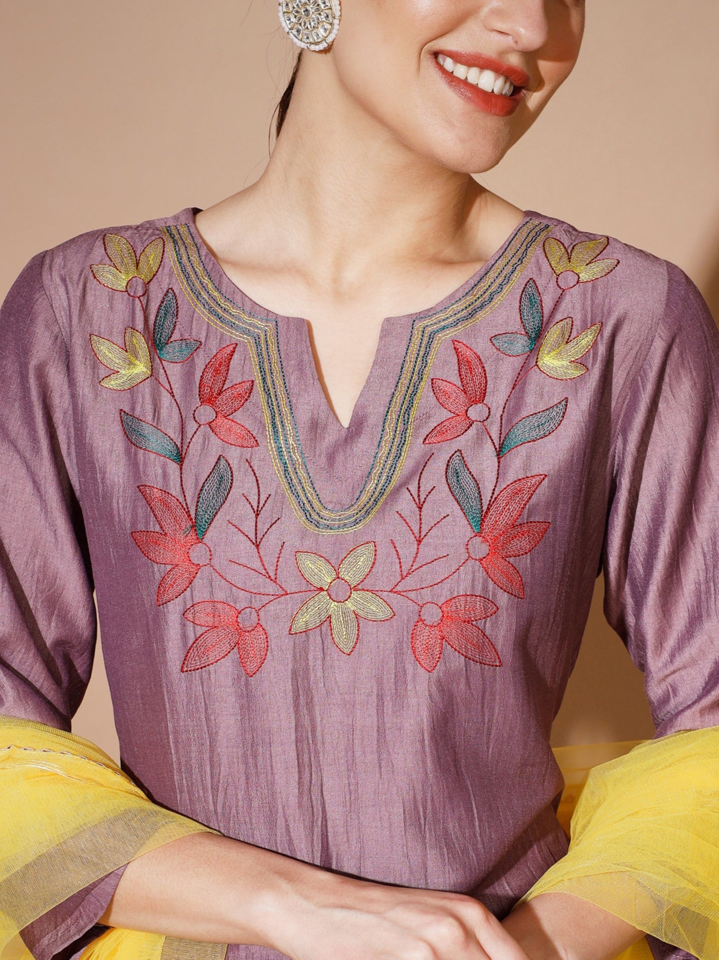 Women's Mauve Solid Kurta & Palazzos With Dupatta