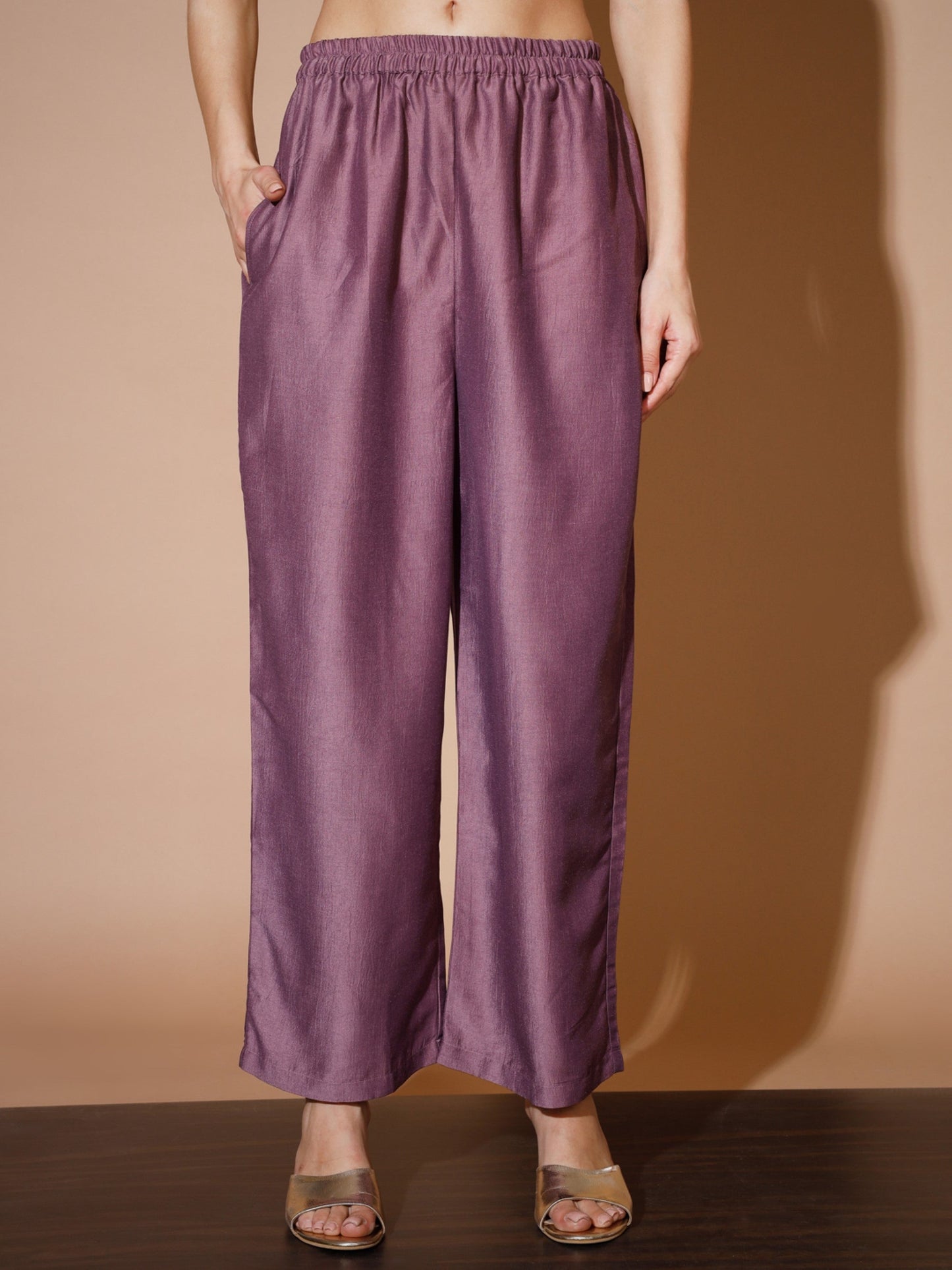 Women's Mauve Solid Kurta & Palazzos With Dupatta