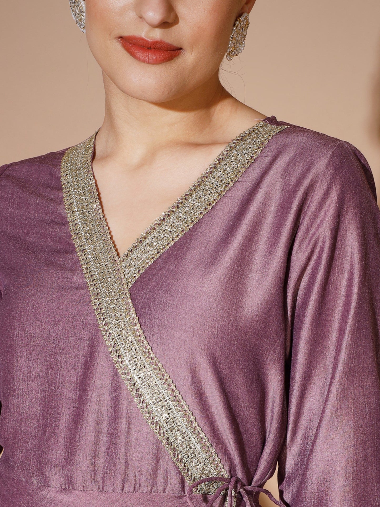 Women's Mauve Solid Kurta & Palazzos With Dupatta