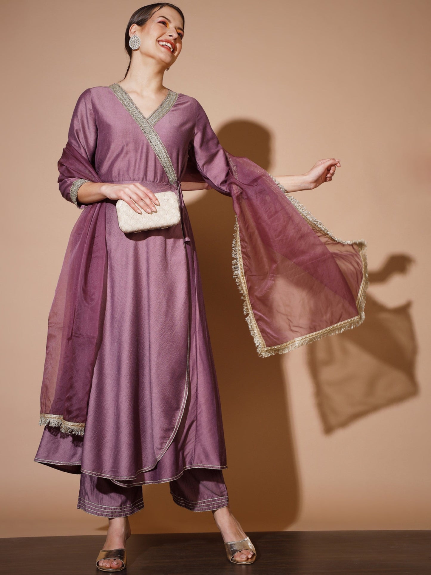 Women's Mauve Solid Kurta & Palazzos With Dupatta
