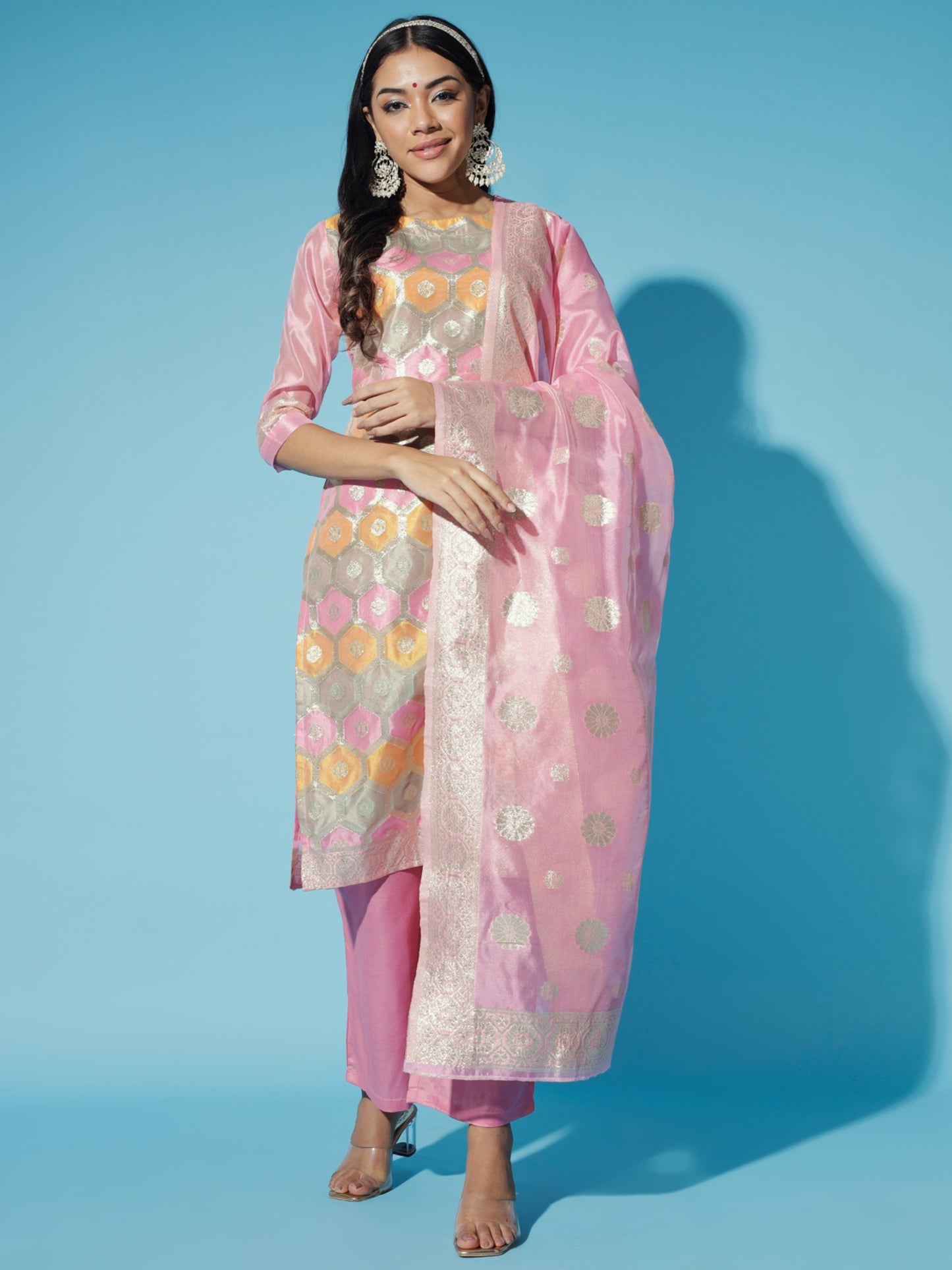 Women's Pink Printed Kurta & Trousers With Dupatta