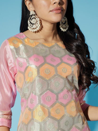 Women's Pink Printed Kurta & Trousers With Dupatta