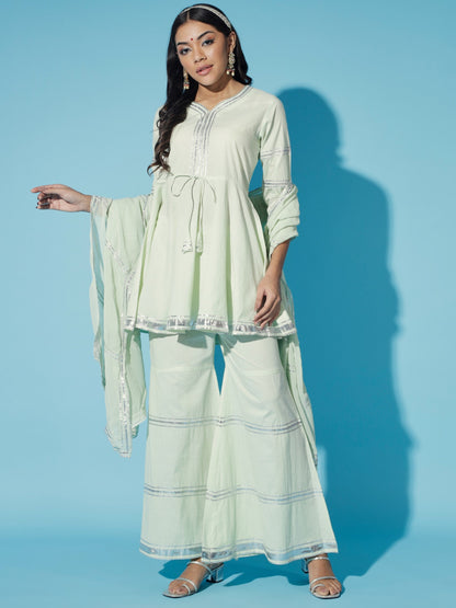 Women's Green Solid Kurta & Palazzos With Dupatta