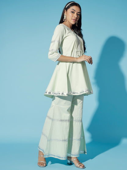 Women's Green Solid Kurta & Palazzos With Dupatta