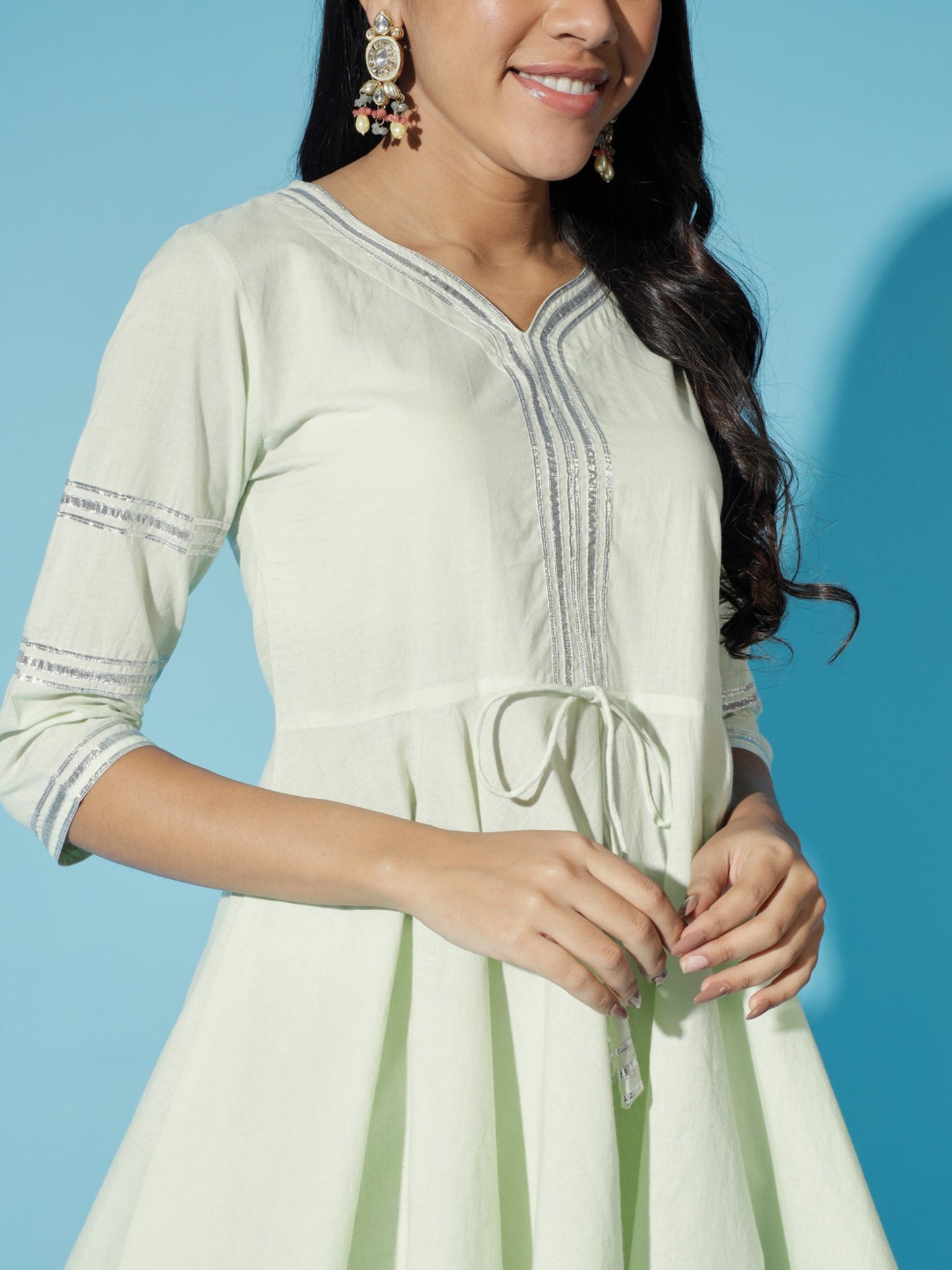 Women's Green Solid Kurta & Palazzos With Dupatta