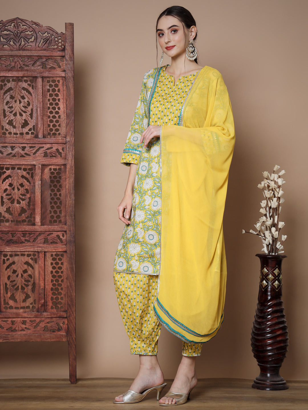 Women's Yellow A-Line Kurta & Salwar With Dupatta