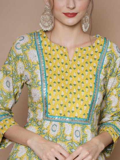 Women's Yellow A-Line Kurta & Salwar With Dupatta