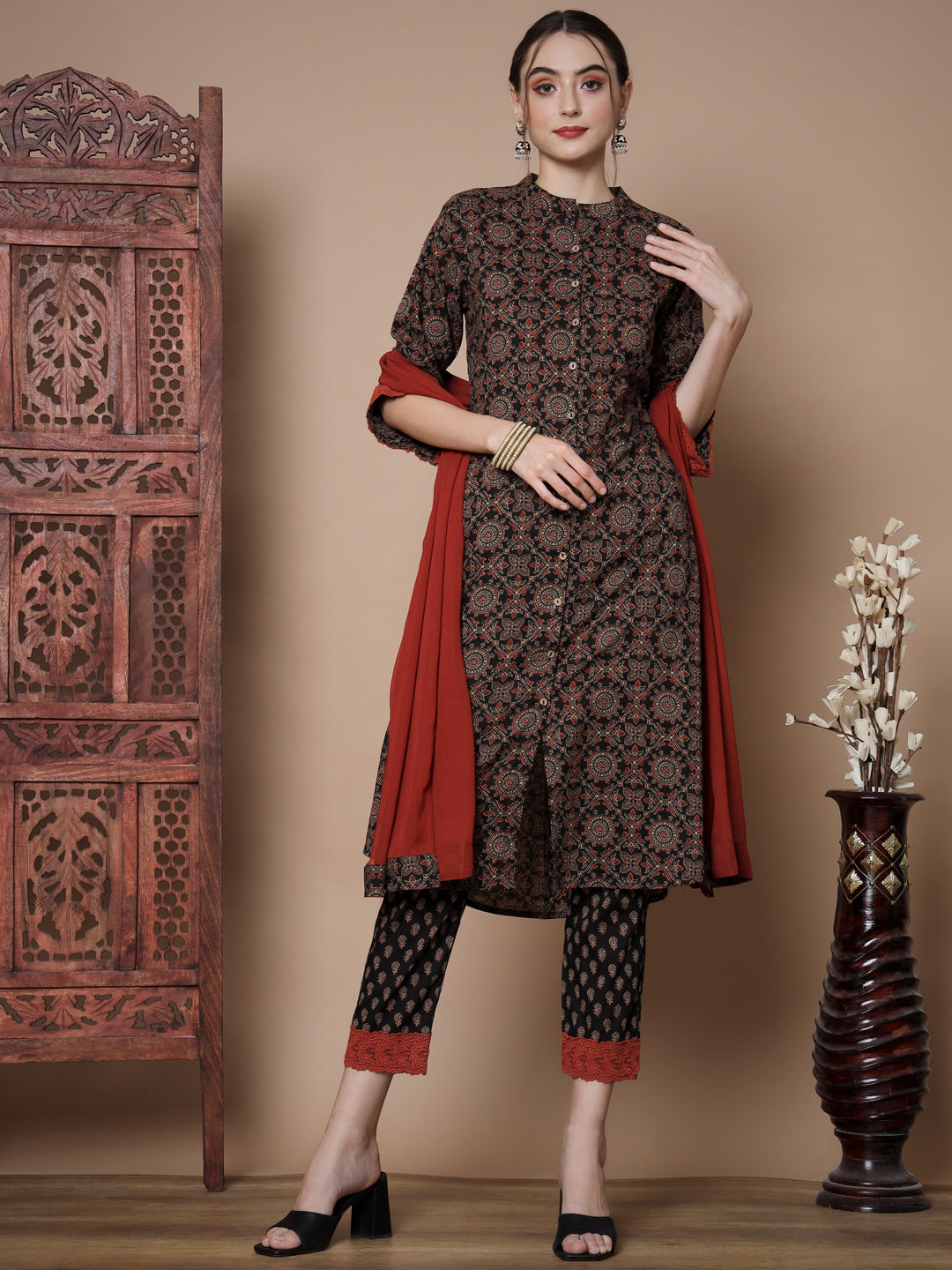 Women's Muli A-Line Kurta & Trousers With Dupatta
