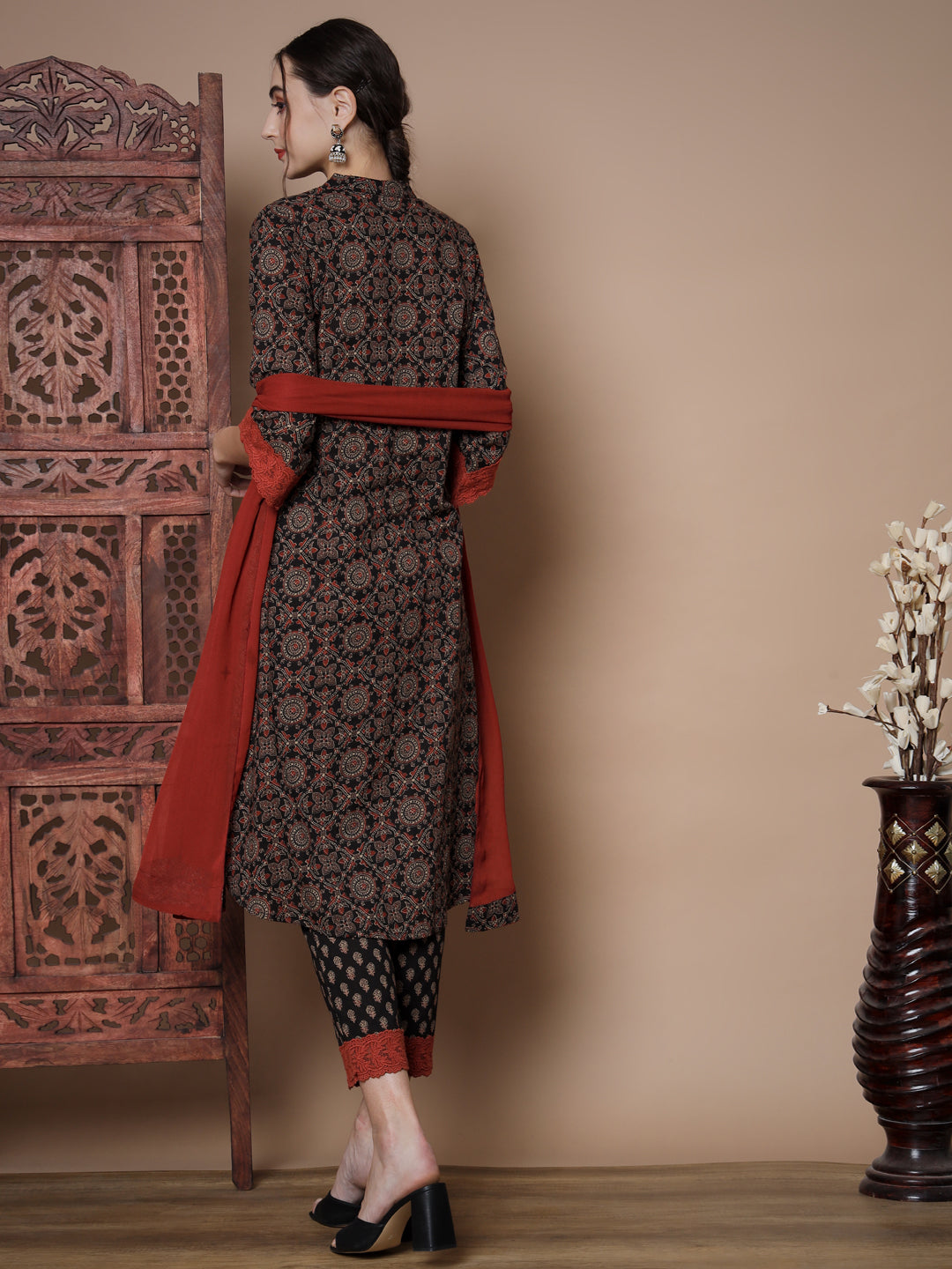 Women's Muli A-Line Kurta & Trousers With Dupatta