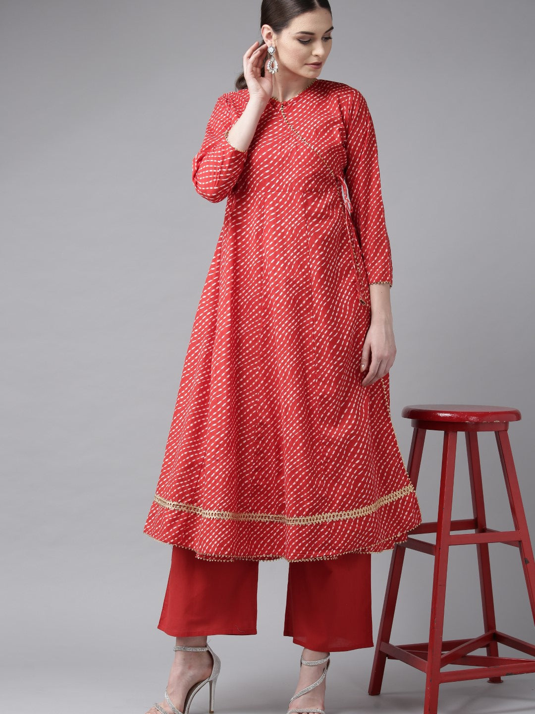 Women's Red And White Printed Kurta With Palazzos