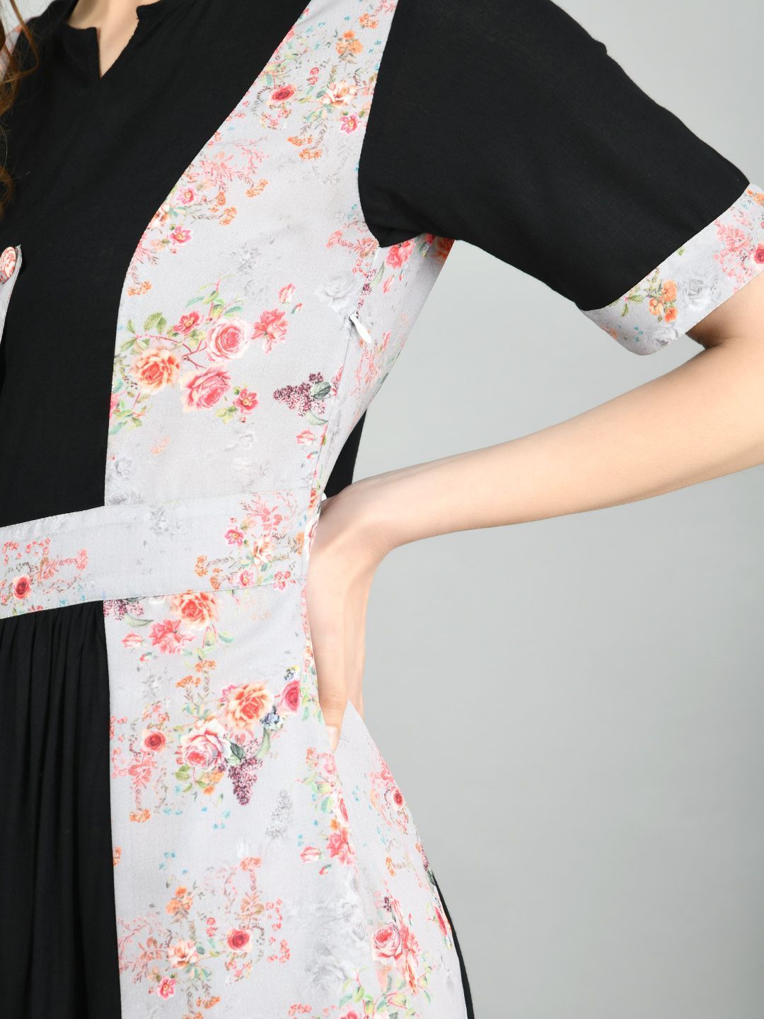 Women's Multi Polyester Printed Half Sleeve Round Neck Casual Dress