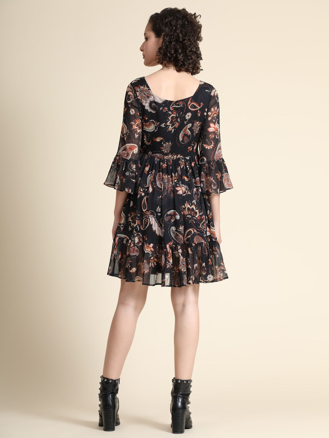 Color_Black
