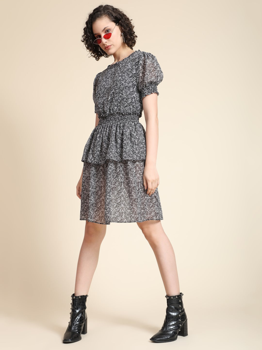 Color_Black